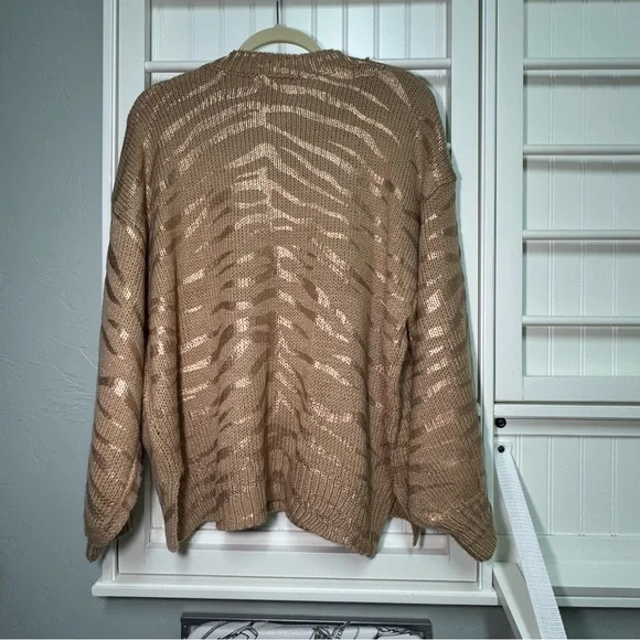 And The Why Zebra Pattern Gold Sweater - Size S/M NWOT - Picture 10 of 10